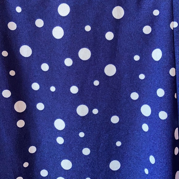 💙Forever 21 Dark Blue Polka Dot Dress - Picture 3 of 9